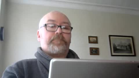 Snapshot of cip1975 chatting on February 18, 2025, 12:39 pm cip1975 online show from February 18, 2025, 12:39 pm