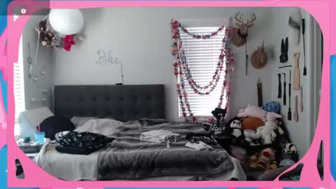 Blu online show from June 24, 2026, 1:37 am