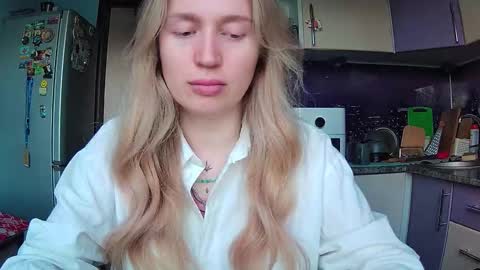 citrusblissss online show from September 11, 2025, 12:05 pm