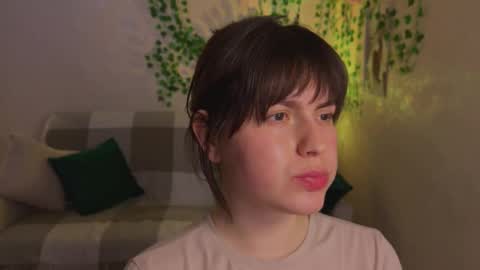 karina online show from April 14, 2026, 2:23 pm