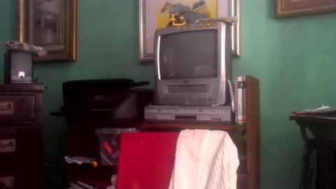 ciuk online show from October 10, 2025, 8:46 am