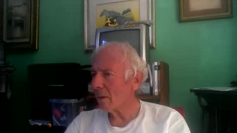 ciuk online show from November 4, 2025, 9:08 am