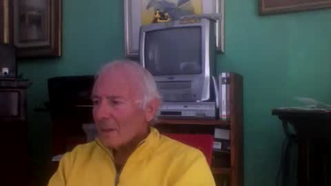 ciuk online show from November 24, 2025, 9:42 am