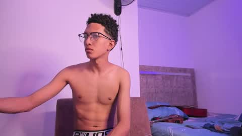 cj_davis1 online show from September 17, 2025, 11:01 am