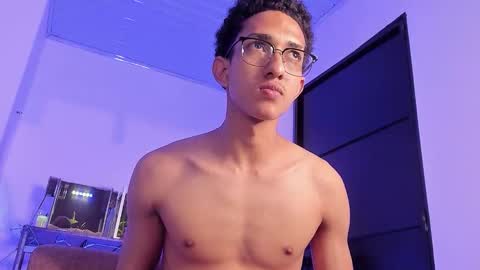 cj_davis1 online show from November 22, 2025, 4:00 am