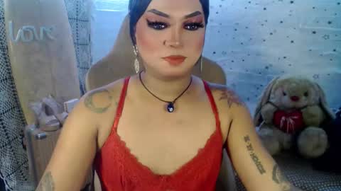 QUEEN CESS online show from April 19, 2026, 3:28 am