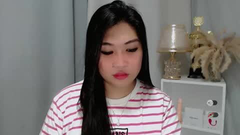 CLAIRE online show from April 29, 2026, 2:59 am
