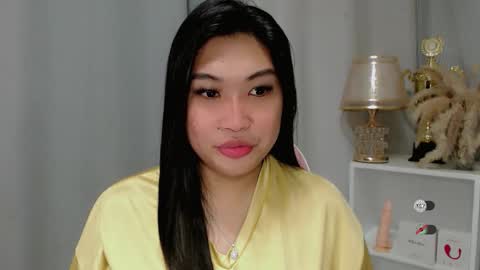 CLAIRE online show from May 2, 2026, 3:11 am