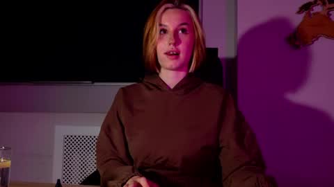 Snapshot of clairemathis chatting on June 29, 2026, 2:39 pm Claire online show from June 29, 2026, 2:39 pm