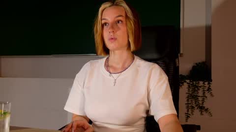 Snapshot of clairemathis chatting on July 4, 2026, 3:07 pm Claire online show from July 4, 2026, 3:07 pm