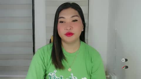 CLAIRE online show from February 19, 2025, 6:22 am