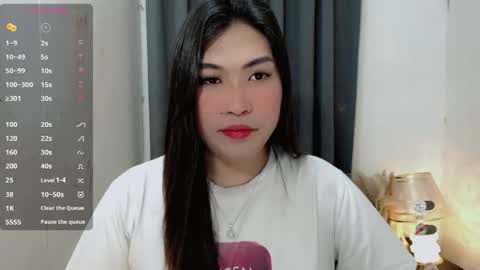 CLAIRE online show from October 29, 2025, 8:38 am