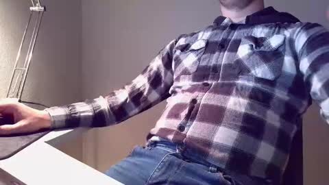 clamshive7 online show from January 9, 2026, 9:49 pm