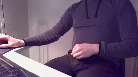 clamshive7 online show from March 23, 2026, 7:07 pm