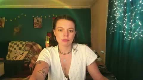 Snapshot of clancyosbourne chatting on June 8, 2026, 5:24 pm Clancy online show from June 8, 2026, 5:24 pm