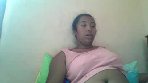 Clarah0123 online show from January 11, 2025, 10:08 am