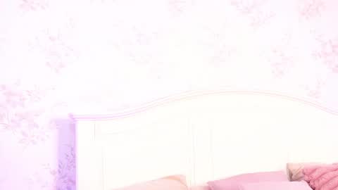 ClaraHazel online show from November 19, 2025, 2:55 am