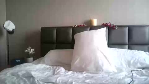 claralafontaine online show from February 27, 2026, 7:30 am