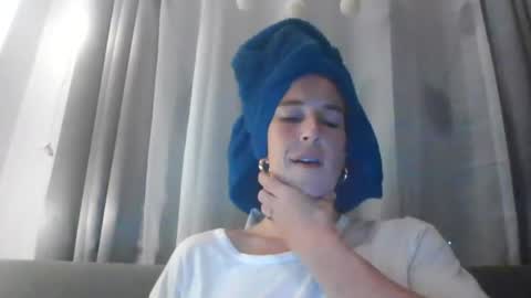 claralafontaine online show from June 21, 2026, 1:57 pm