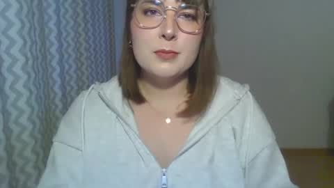 Snapshot of claralovely chatting on June 11, 2026, 6:50 pm Clara online show from June 11, 2026, 6:50 pm