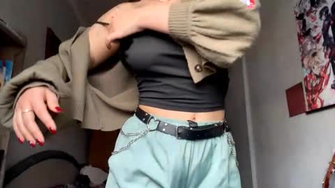 Snapshot of clarinegillmer chatting on March 4, 2026, 2:45 pm Karolina online show from March 4, 2026, 2:45 pm