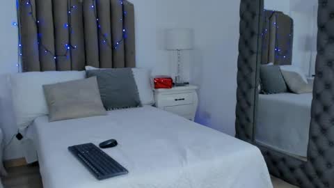 Mistress Clarisse online show from December 16, 2024, 5:38 am