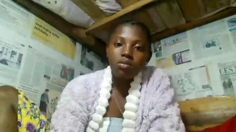 Snapshot of clarisse98 chatting on August 5, 2026, 6:44 pm clarisse98 online show from August 5, 2026, 6:44 pm