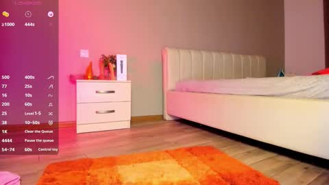 Yumi online show from December 4, 2025, 2:54 am