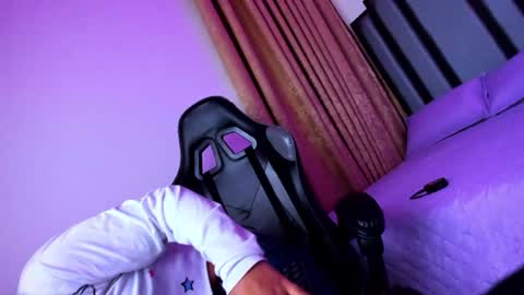Snapshot of clariza_herrera chatting on May 20, 2026, 5:35 am Clariza online show from May 20, 2026, 5:35 am