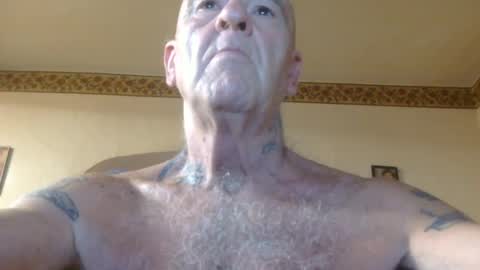 Snapshot of classic_rock_and_oldies chatting on June 23, 2026, 12:19 am Pizza online show from June 23, 2026, 12:19 am