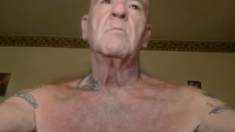 Snapshot of classic_rock_and_oldies chatting on June 27, 2026, 11:26 am Pizza online show from June 27, 2026, 11:26 am