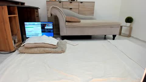 Deea xxx online show from December 21, 2025, 3:35 am