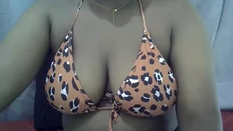 classy_zoey online show from December 1, 2025, 7:52 pm