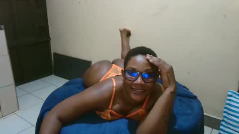 Snapshot of classyhornybabe chatting on January 29, 2025, 12:54 am Angel online show from January 29, 2025, 12:54 am