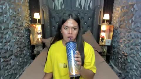 Samira Sarafin online show from January 15, 2025, 10:57 pm