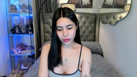Snapshot of claudia_empress chatting on October 14, 2025, 9:04 pm Naughty Claudia online show from October 14, 2025, 9:04 pm