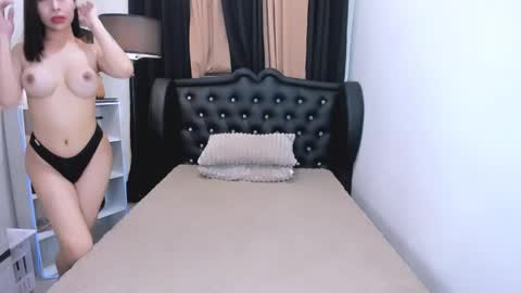 Naughty Claudia online show from April 18, 2026, 7:58 pm