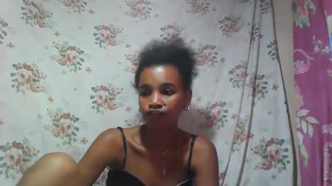 claudianne online show from November 25, 2025, 7:03 pm