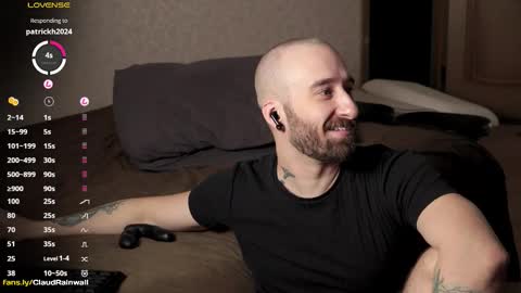 Claud online show from November 4, 2025, 11:59 pm