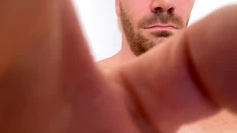 clavigoy online show from March 11, 2025, 9:34 am