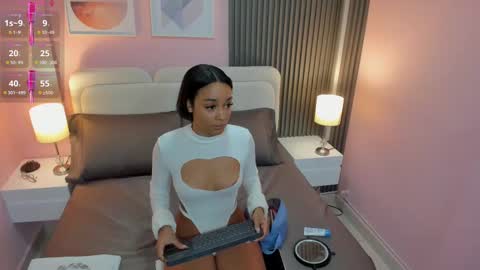 clauwdeen  wolf online show from September 13, 2025, 7:57 pm