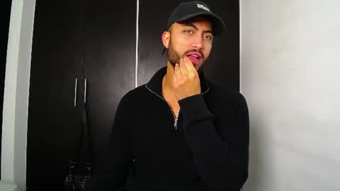 Snapshot of claybrown_ chatting on June 17, 2026, 12:50 pm Clay online show from June 17, 2026, 12:50 pm