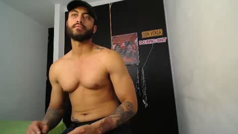 Snapshot of claybrown_ chatting on July 6, 2026, 2:47 pm Clay online show from July 6, 2026, 2:47 pm