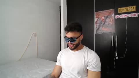Snapshot of claybrown_ chatting on July 25, 2026, 5:21 pm Clay online show from July 25, 2026, 5:21 pm