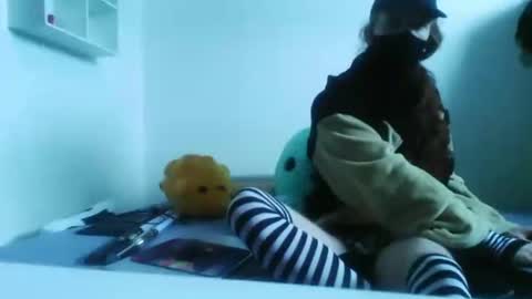 CleanSeleen online show from December 1, 2025, 5:29 pm