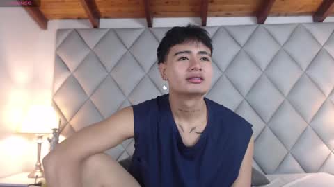 clement_reyes online show from October 19, 2025, 1:23 pm