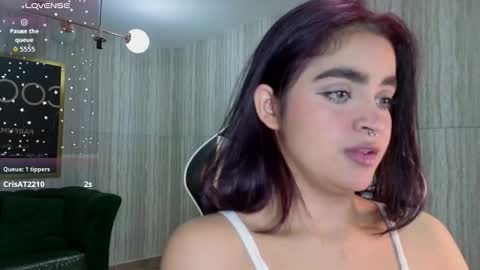 Clementine online show from September 13, 2025, 2:44 am