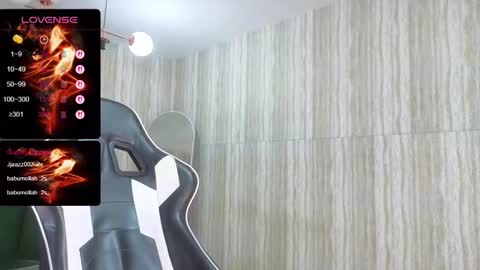 Clementine online show from September 27, 2025, 2:55 pm