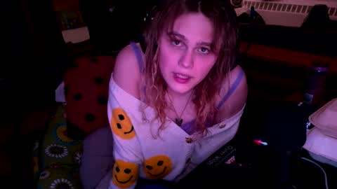 clemie32677 online show from December 1, 2025, 2:05 am