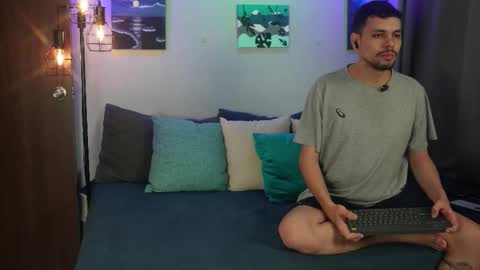 Girl Juliana and Federico online show from February 18, 2026, 6:09 am